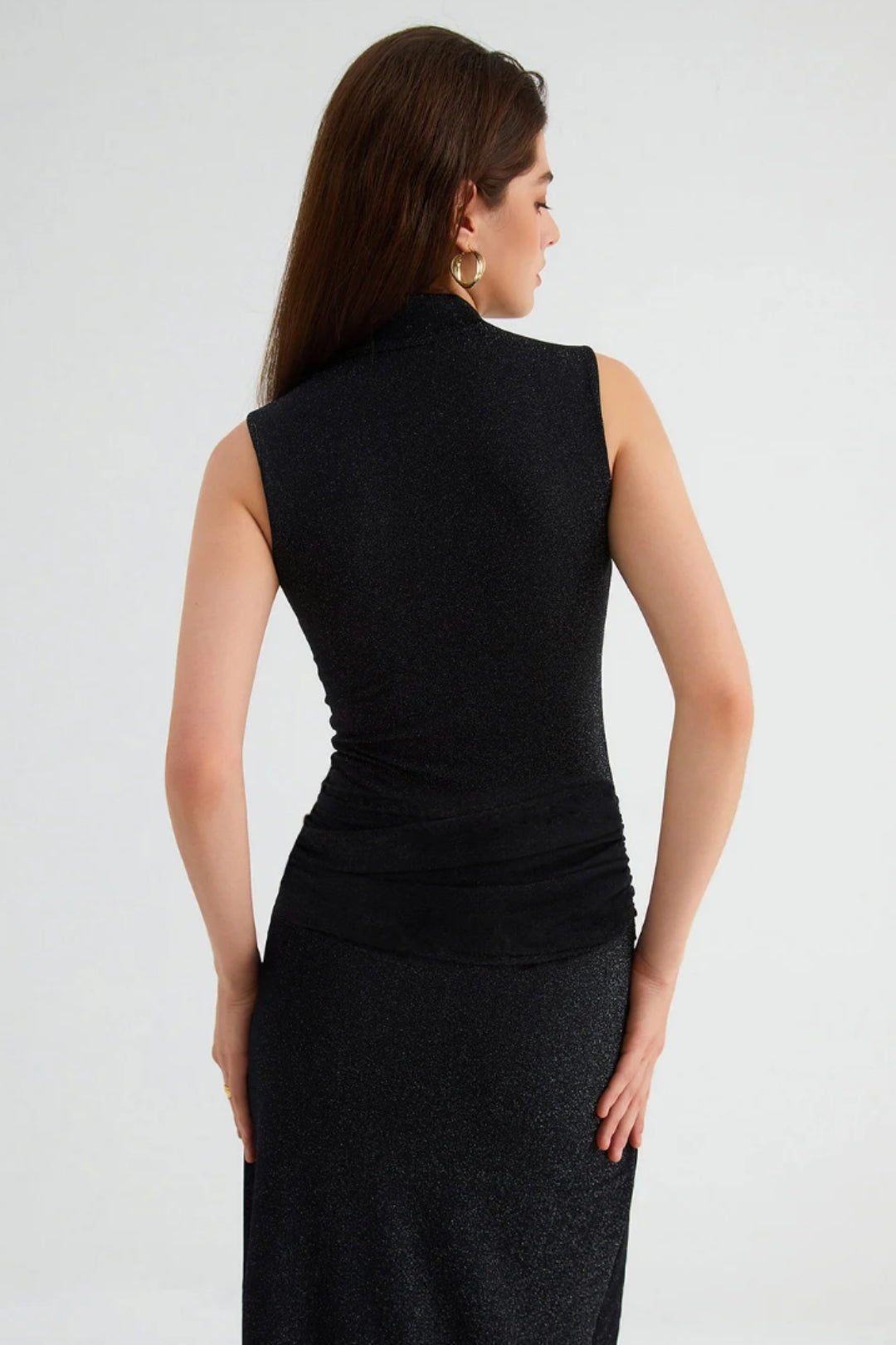 Elegant sleeveless long dress | High collar | Waistband