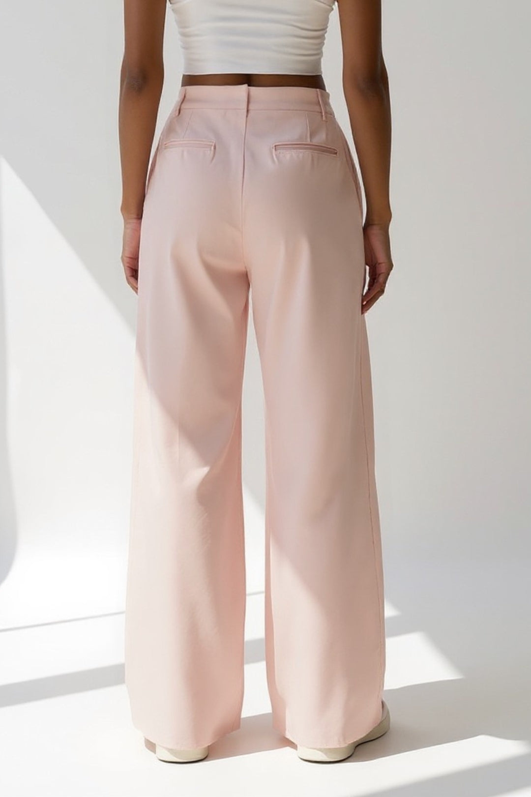 Wide-leg trousers with pleats | Loose and comfortable fit | Structured high waist