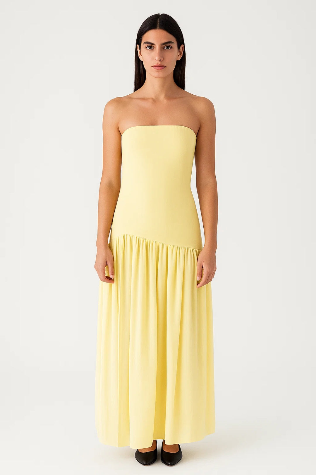 Long strapless bandeau dress | Flared ruffled skirt | Minimal summer look