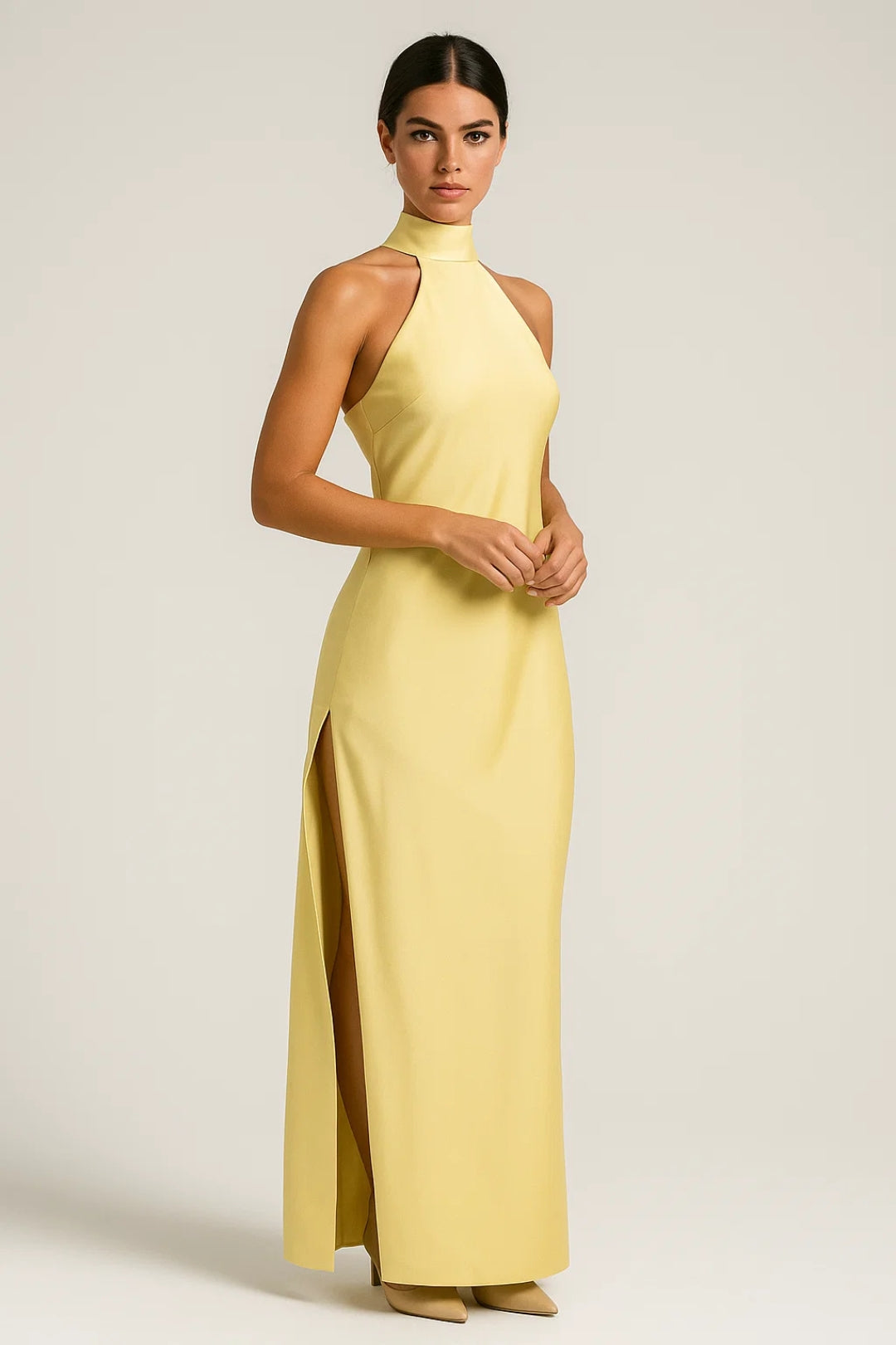 Long dress with American neckline | Elegant side slit | Bow closure at the back