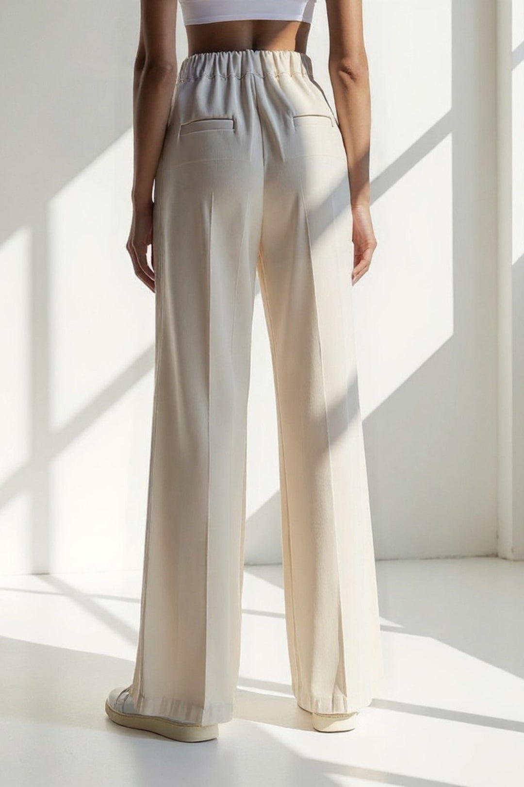 Wide-leg pleated trousers | Smooth high waist | Minimalist elegance